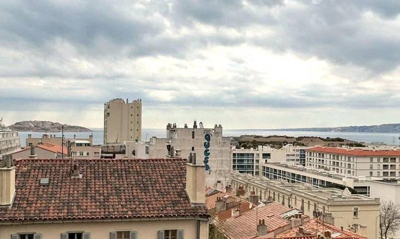Gîte pour 4 personnes, avec Jacuzzi et Vue dans Plage des Catalans