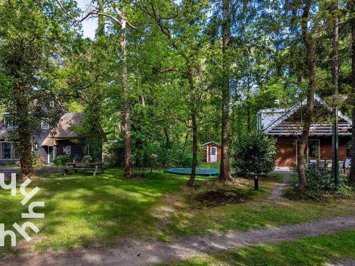 Ferienhaus für 15 Personen, mit Balkon und Terrasse sowie Garten in Drenthe