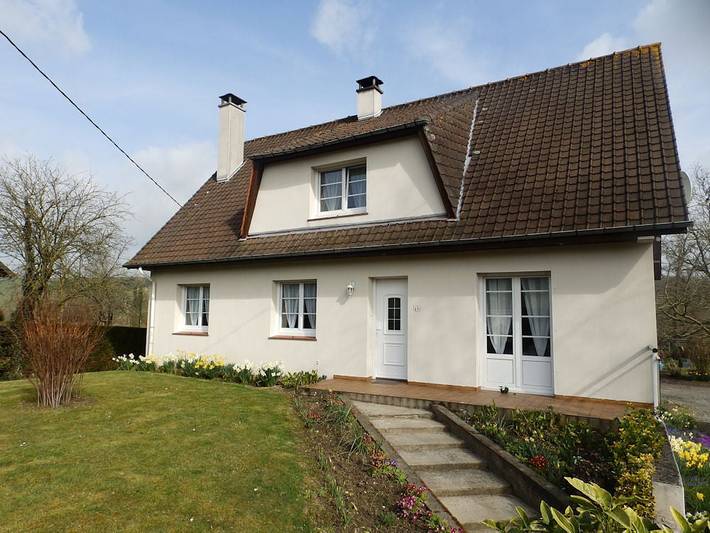 Chambre d’hôte pour 3 personnes, avec jardin à Estréelles