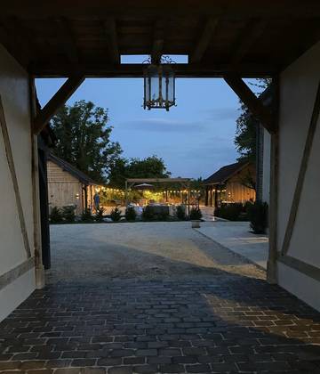 Gîte pour 10 personnes, avec sauna et terrasse ainsi que jardin et piscine dans Daudes
