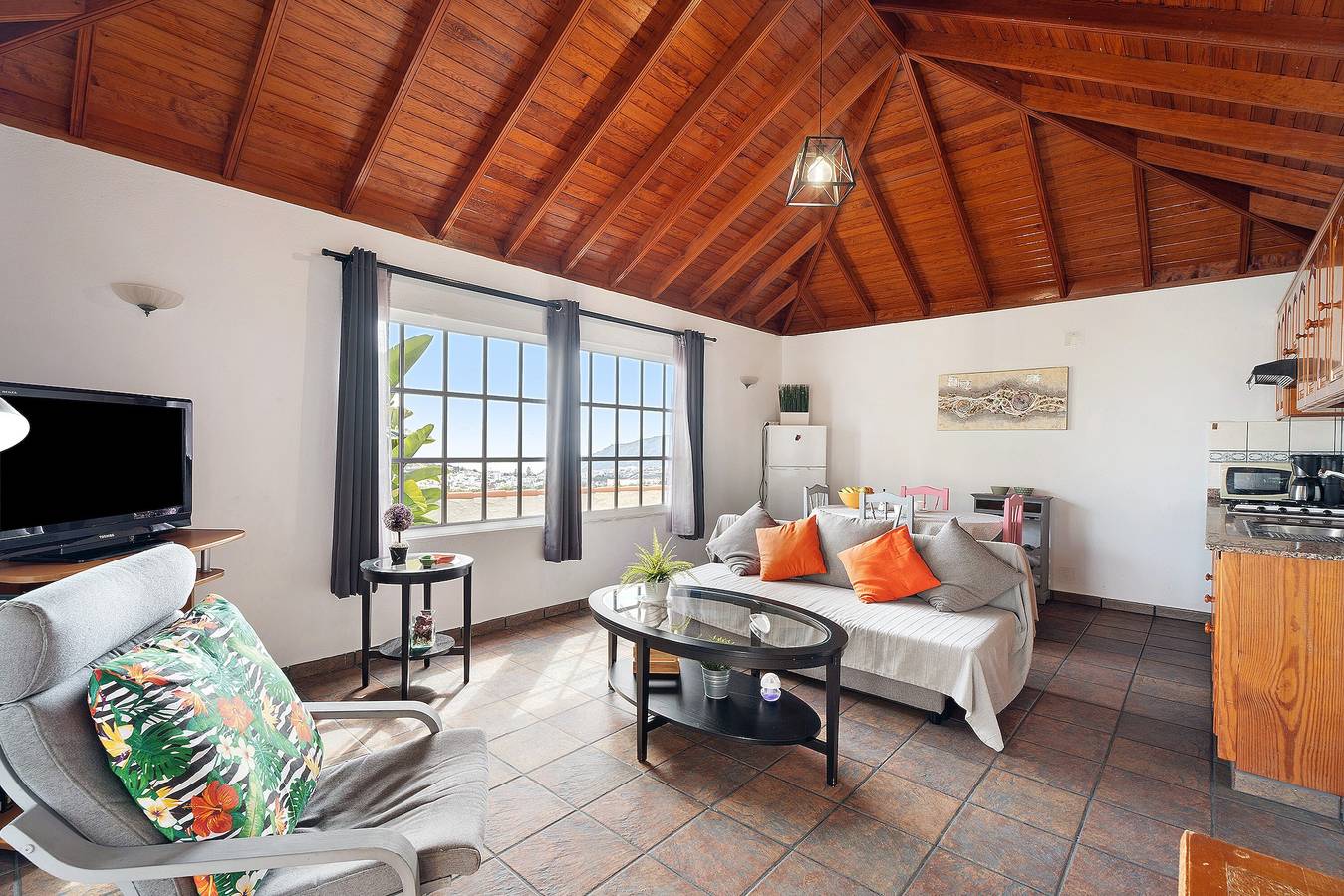 Casa de vacaciones 'Casa Óscar' con vistas a la montaña, piscina privada y Wi-Fi in Retamar (Islas Canarias), Los Llanos de Aridane