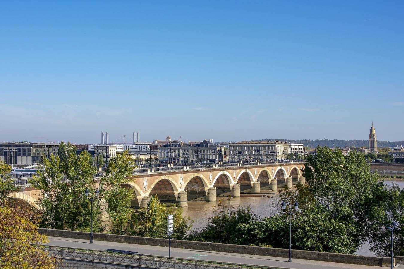 Appartamento intero, Magnificent Historic Duplex with View in Bordeaux in Bordeaux, Bordeaux e dintorni