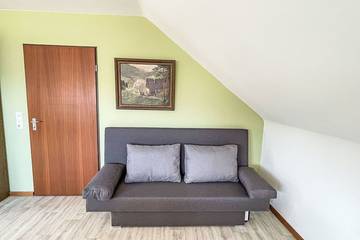 Ferienwohnung für 3 Personen, mit Pool und Garten in Kaiserstuhl