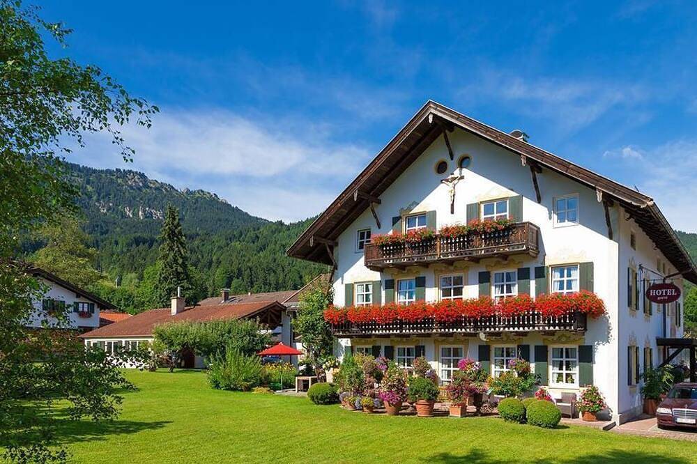 Double room (No. 3) - Gästehaus Stadler in Oberammergau, Bavarian Alps