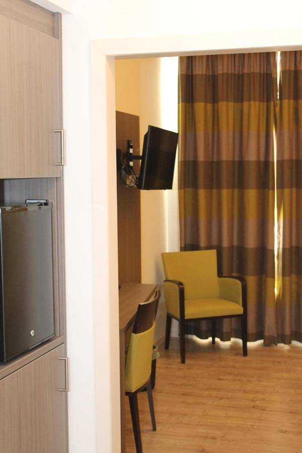 Hôtel pour 2 personnes, avec jardin à Tubize - 2