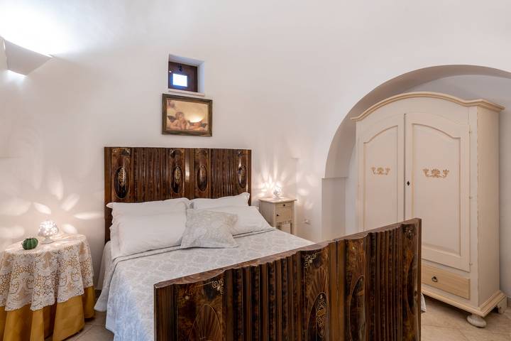 Chambre d’hôte pour 4 personnes, avec Jacuzzi ainsi que Jardin et Vue à Martina Franca
