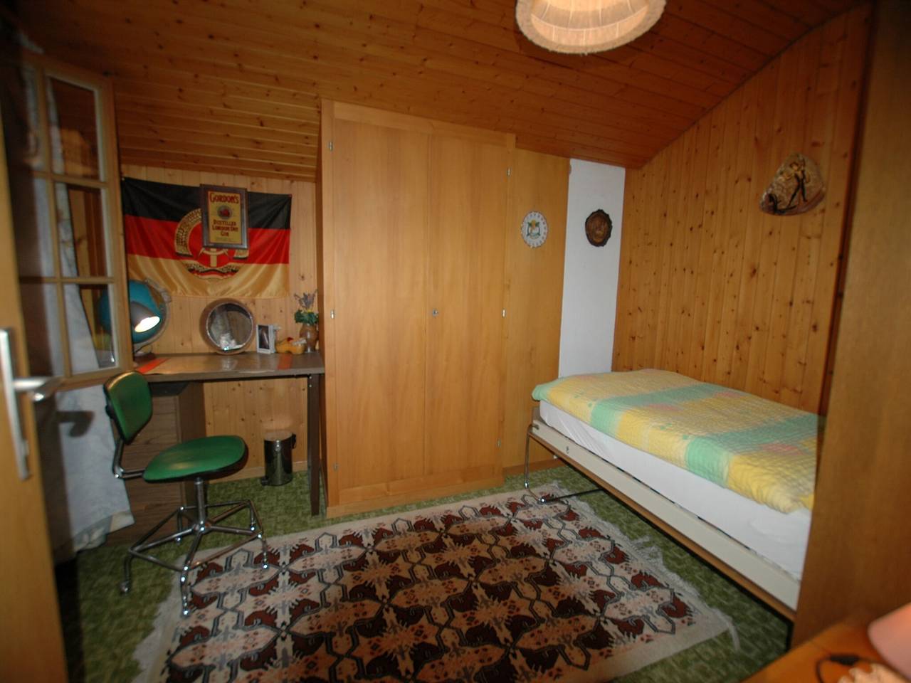 Pristine home in a charming village, large grassy sunbathing area, view of the Mönch and Jungfrau! in Wilderswil, Thunersee