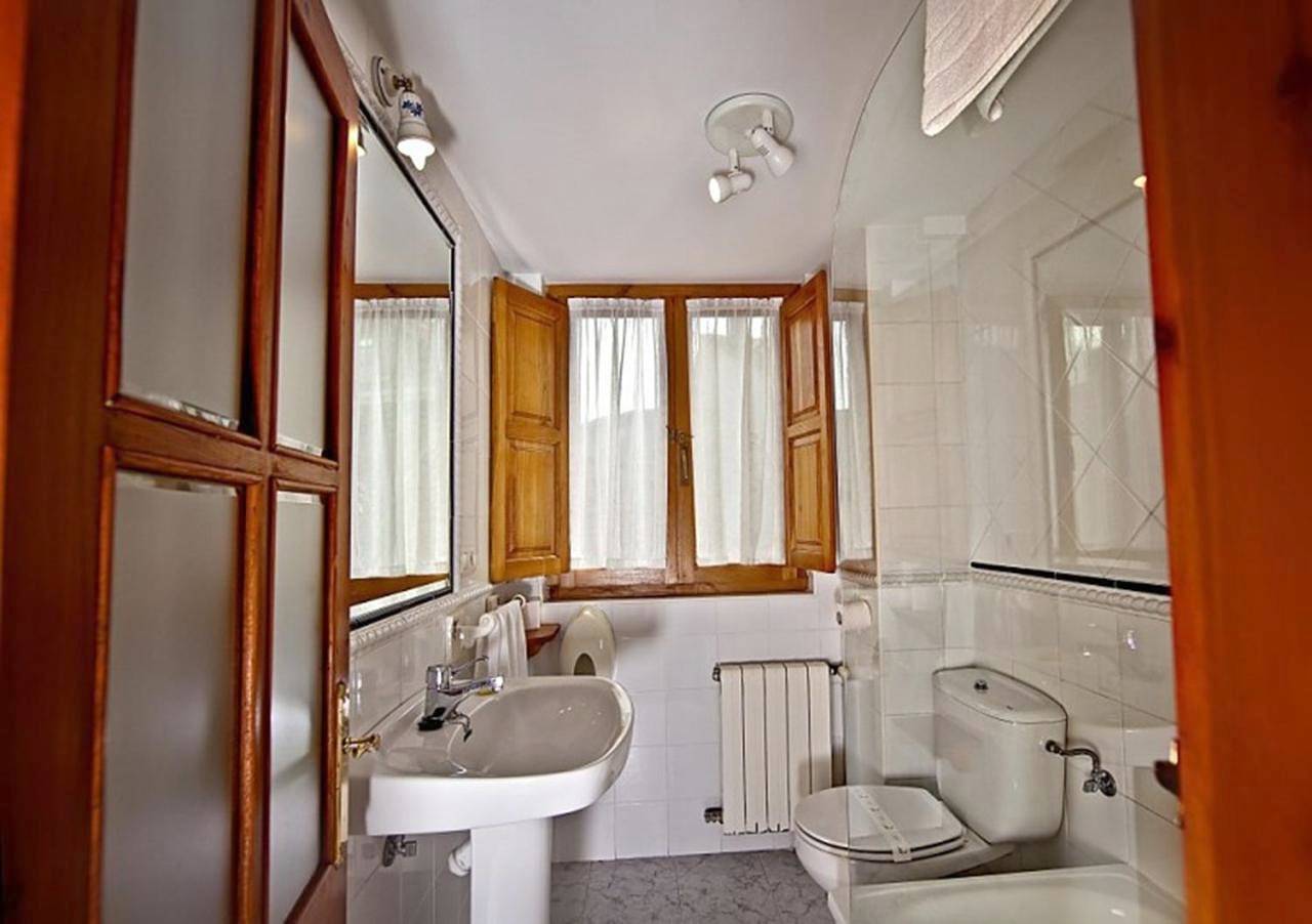 Three-Bedroom House in Poo de Cabrales, Cabrales