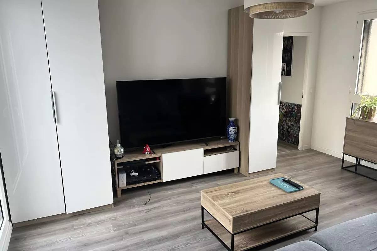 Entire apartment, Apartments for 6 Persons in Aubervilliers, Seine-Saint-Denis