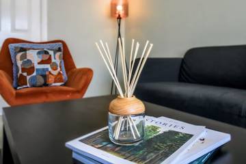 Holiday Rental for 7 People in Milton Keynes, South East England, Photo 2