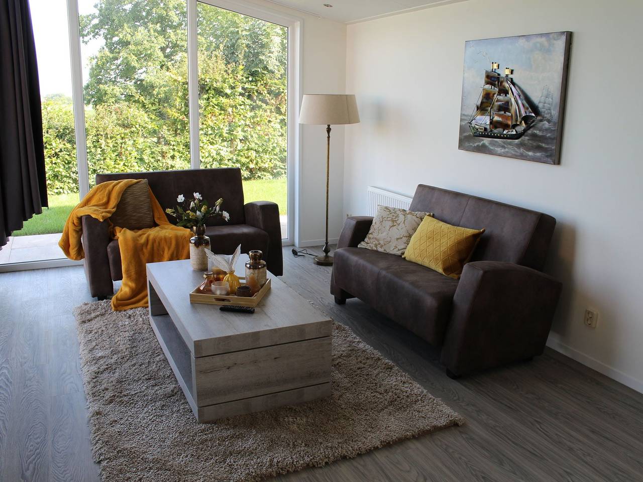 Gezellige tuinwoning met open haard in Limburg