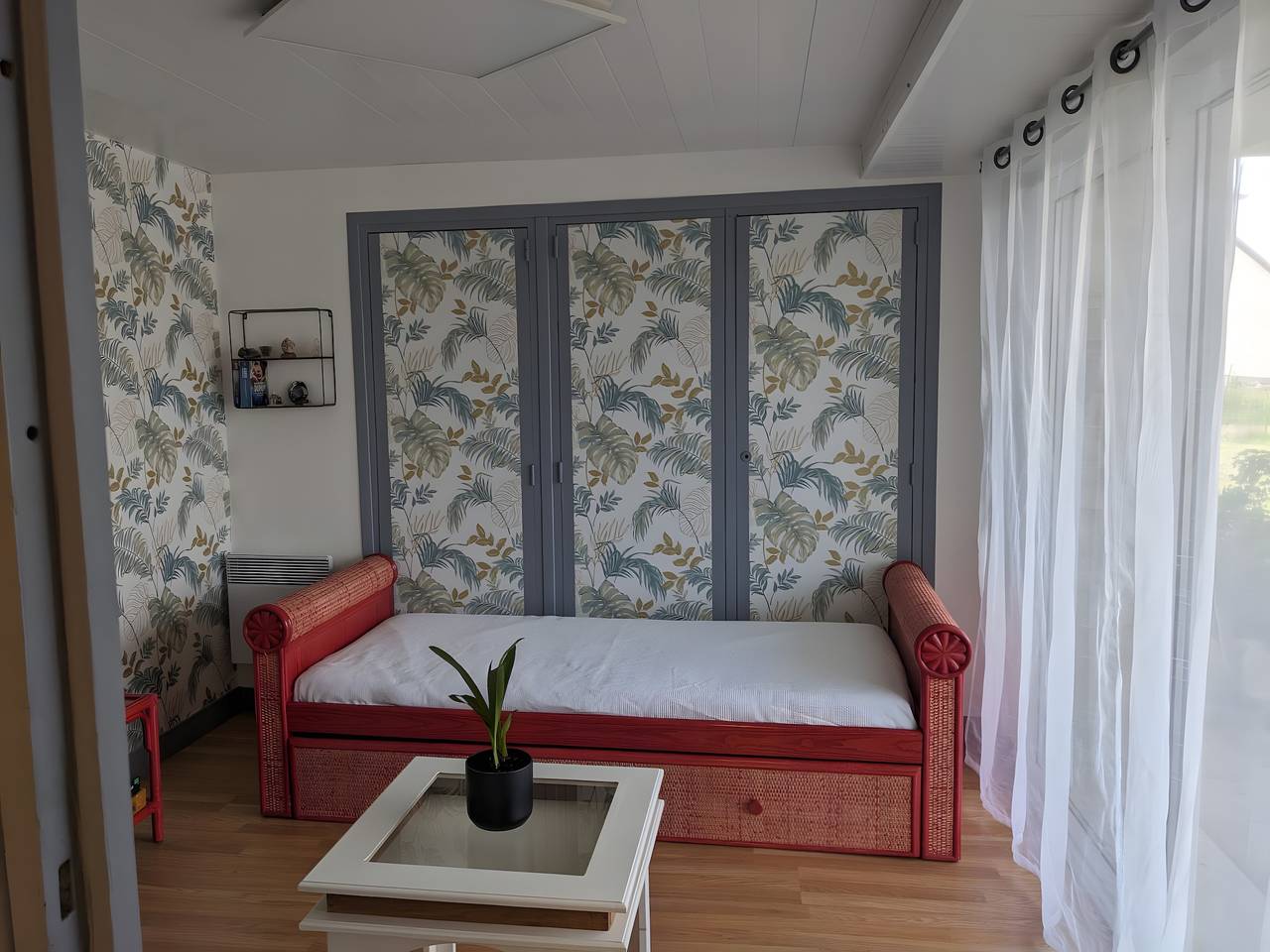 Appartement entier, Gîte chez pierrot, pierrette  in La Rivière-Saint-Sauveur, Région de Lisieux