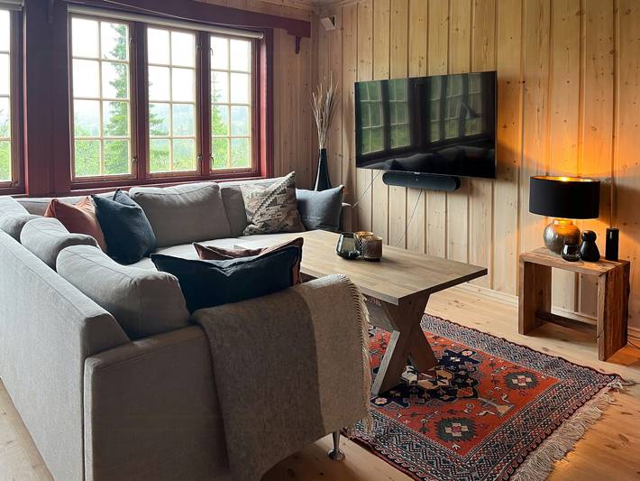 Feriehus for 7 personer, med hage og terrasse, barnevennlig i Oppland