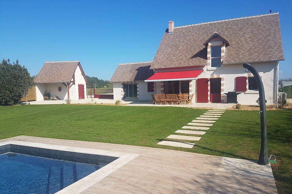 La Rotiere Lodge Du Cervolet 4-bedroom house in the Loire Valley in Fontaines-en-Sologne, Sologne