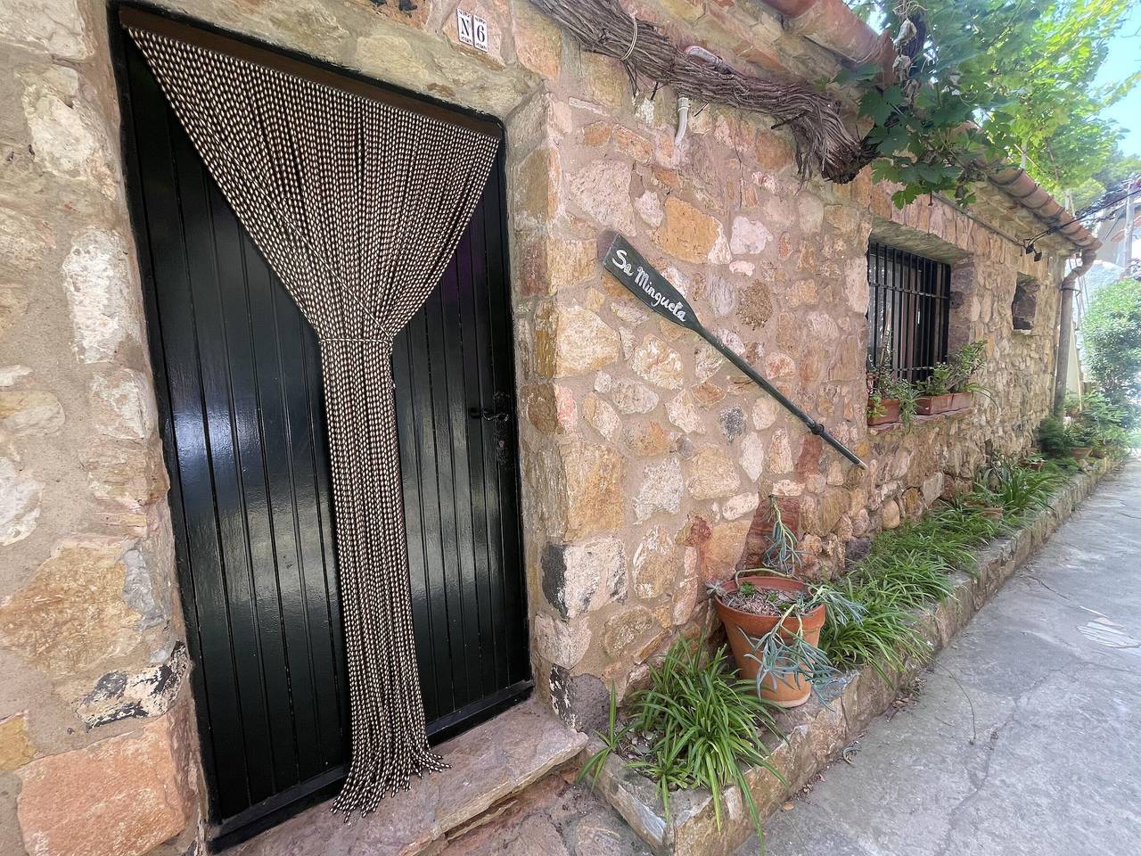 Charmante Maison de Pêcheurs à Sa Tuna avec Terrasse in Residencial Begur, Begur