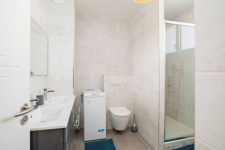 Gîte pour 4 personnes, avec piscine et jardin dans Calanque de Cap Rousset - 4