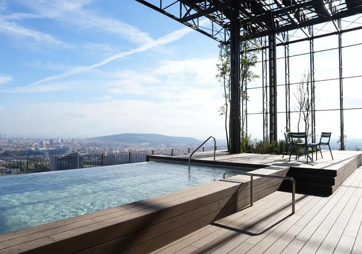Hotel para 2 personas, con piscina además de vistas y terraza - 1
