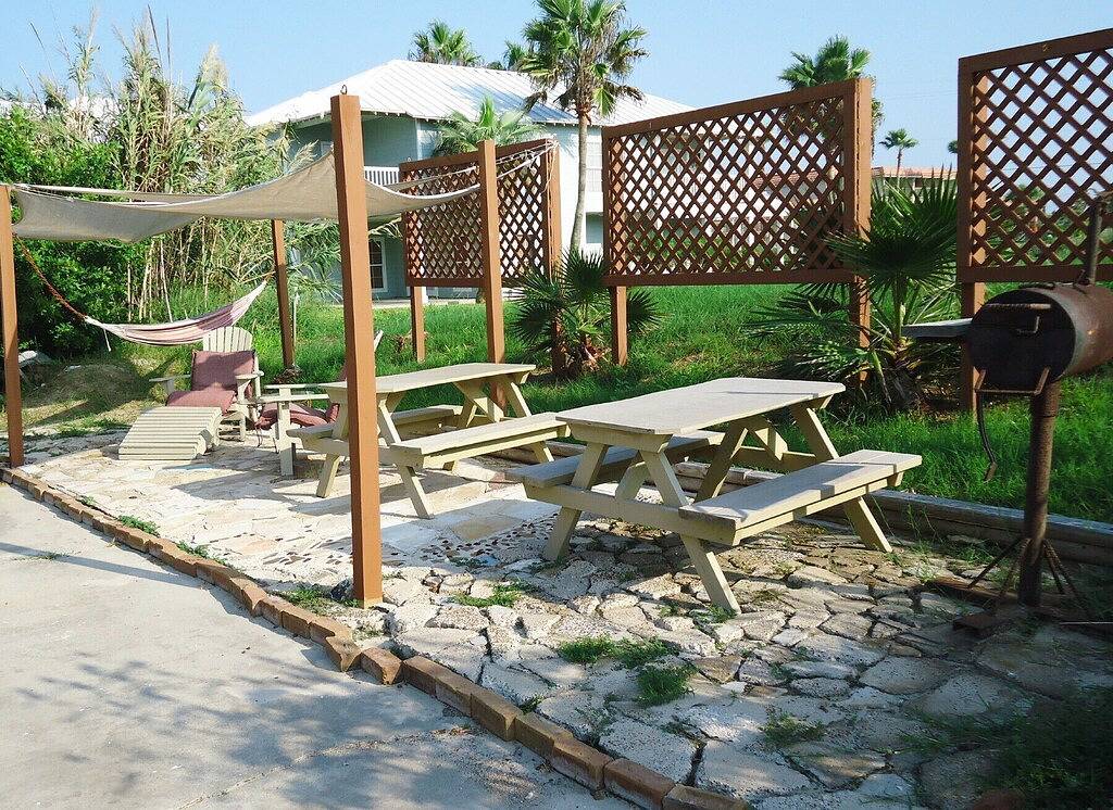 Ganze Wohnung, Tarpon! -Lg Schöne 1 Br, 1 Ba, hundefreundlich, eingezäunten Hof, zu Fuß zum Strand! in Port Aransas, Mustang Island