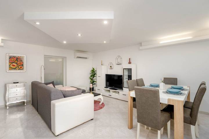 Ferienwohnung für 2 Personen, mit Garten und Terrasse, kinderfreundlich in Umag und Umgebung - 3