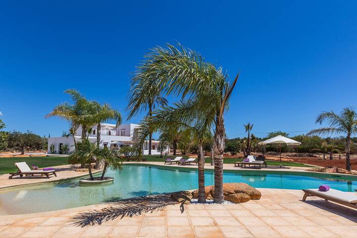 Villa für 10 Personen, mit Garten und Balkon - 1