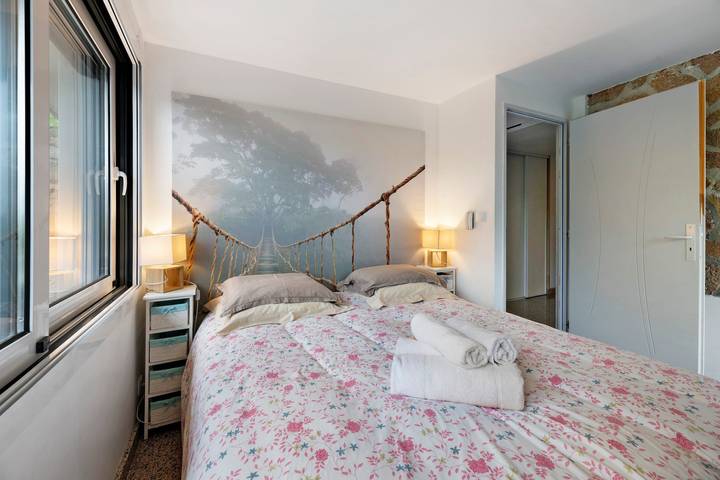 Guest Room “La Chambre Iris” with Shared Pool, Garden, and Wi-Fi in Saint-Victor (Ardèche), Tournon-sur-Rhône region