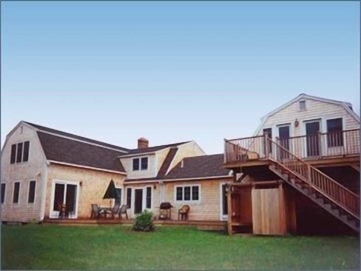 Vacation rental for 12 people, with garden in Nantucket Island