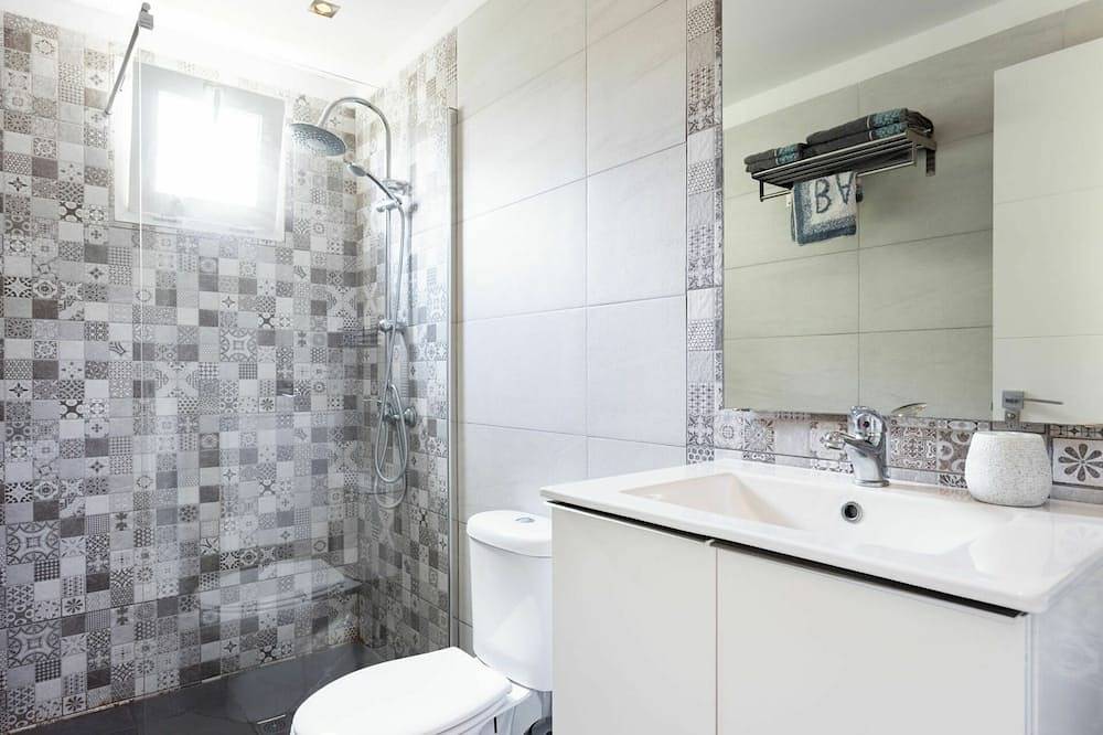 Casa de vacaciones privada con Wifi, piscina privada, Tv, patio, vista panorámica, aparcamiento in La Esperanza, Tenerife Norte