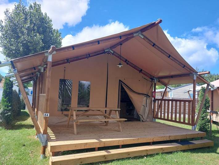 Tente pour 5 personnes, avec bassin pour enfant en Vendée - 2