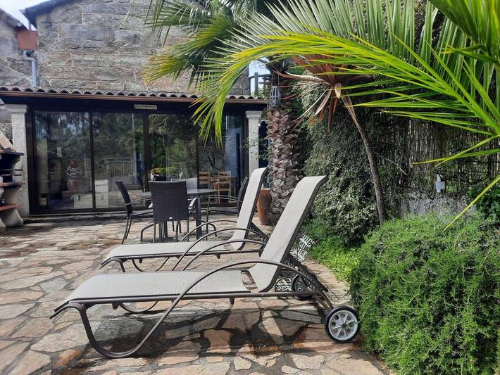 Maison de campagne pour 6 personnes, avec Balcon et Terrasse ainsi que Jardin et Vue à A Cañiza