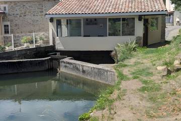 Gîte pour 4 personnes, avec jardin, animaux acceptés dans Carla-de-Roquefort