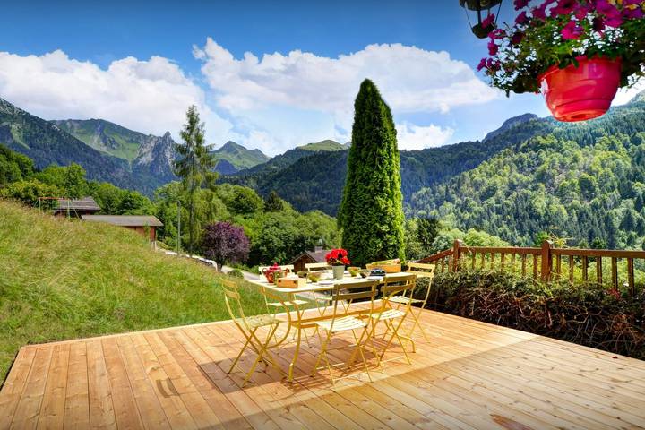 Chalet pour 9 personnes, avec Balcon ainsi que Terrasse et Jardin à Manigod - 3