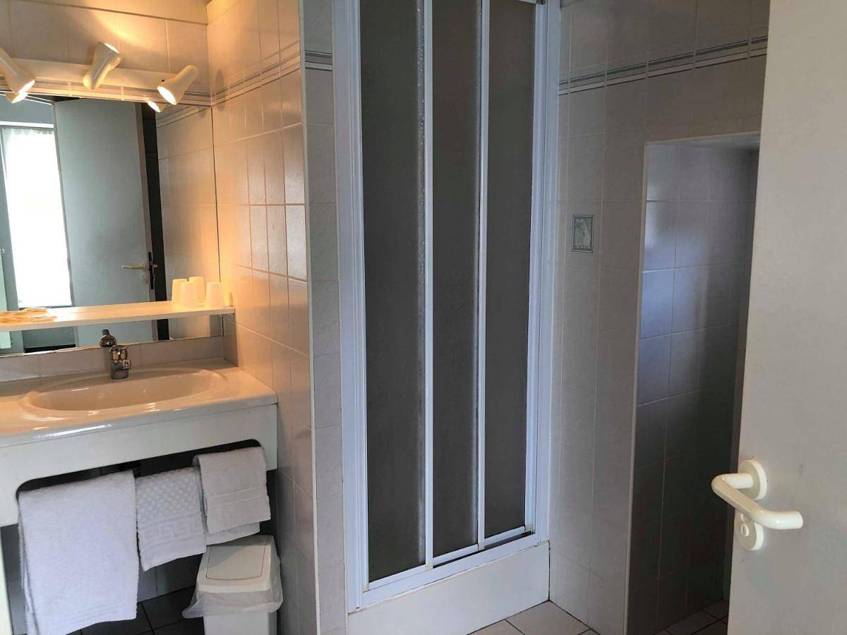 Twin Room in Saint-Chély-d'Aubrac, Parc naturel régional de l'Aubrac