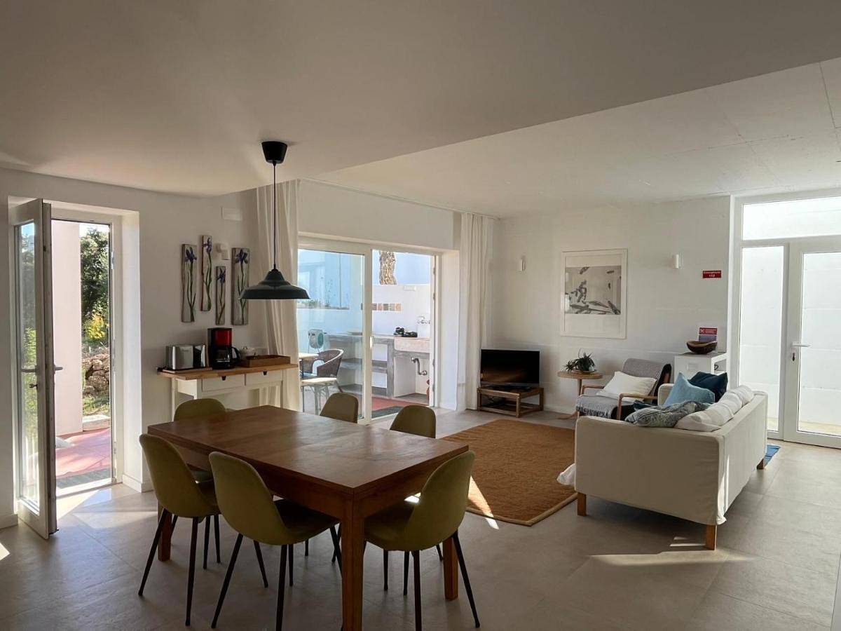 Apartamento inteiro, Casa no Rio - River House in Vila Nova de Milfontes, Costa Alentejana
