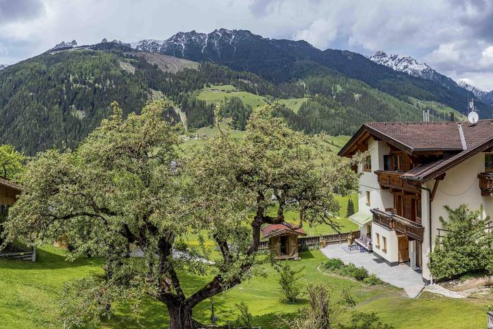 Ganze Ferienwohnung, Ferienwohnung Südblick in Stubaier Alpen, Neustift im Stubaital