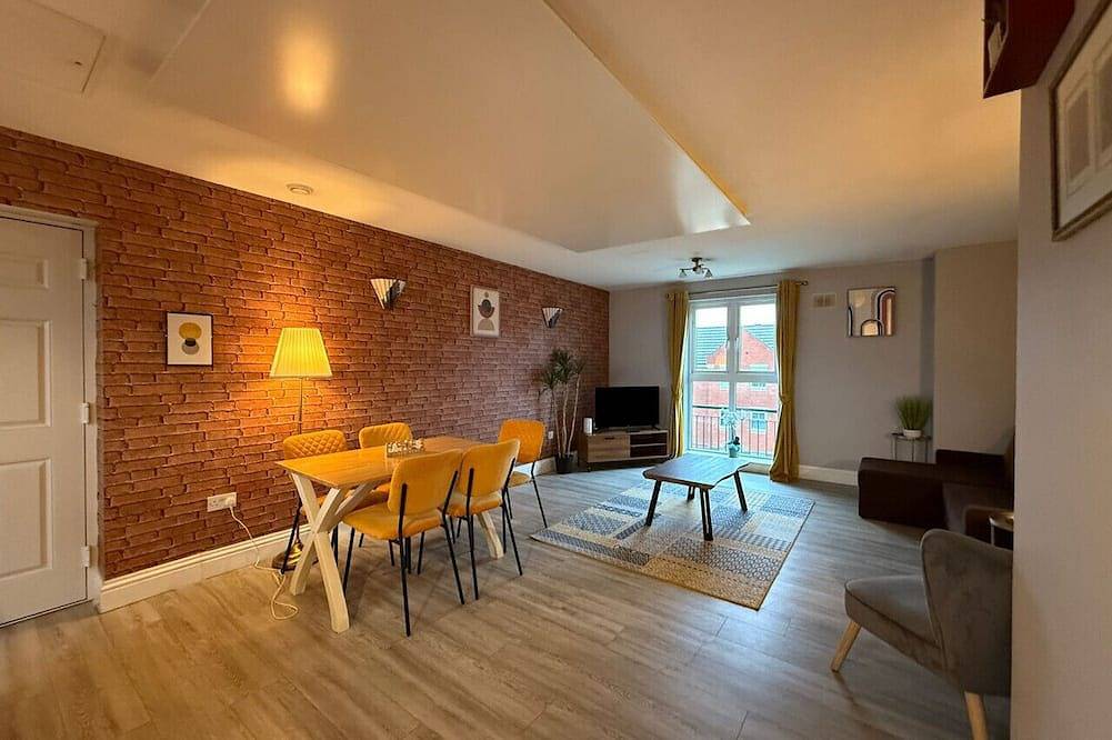 Apartment for 5 People in Swindon, North Wessex Downs