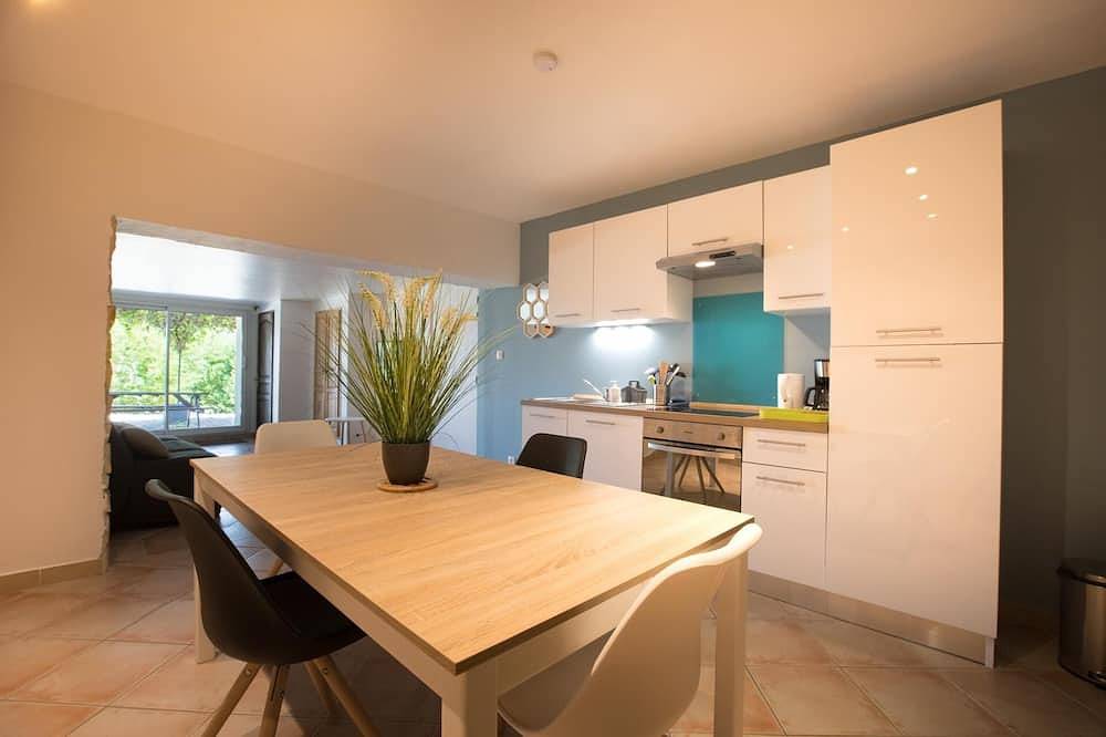 Gîte \"la truffière\". in Bourg-Saint-Andéol, Privas (arrondissement)