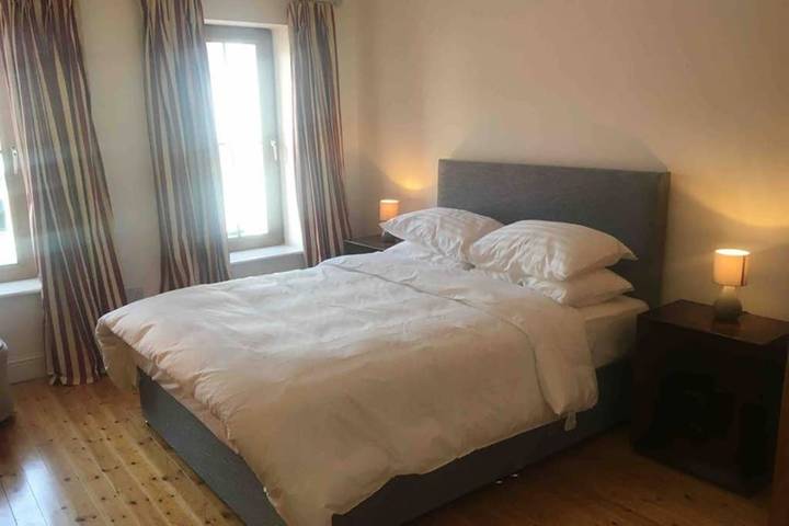 Gîte pour 4 personnes, avec terrasse à Clifden - 3