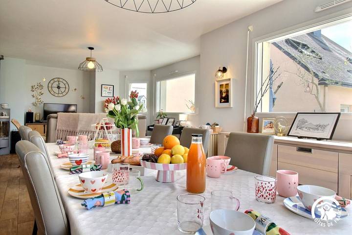 Gîte pour 8 personnes, avec jardin et terrasse, animaux acceptés à Questembert - 3