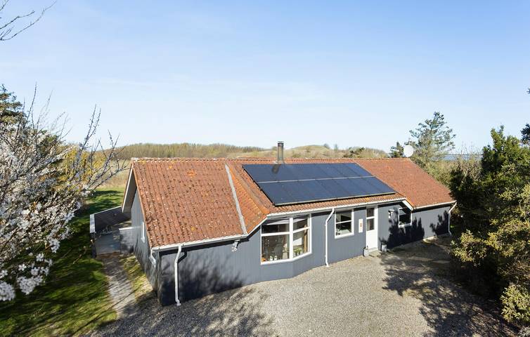 Ferienhaus für 10 Personen, mit Terrasse und Whirlpool sowie Sauna auf Langeland