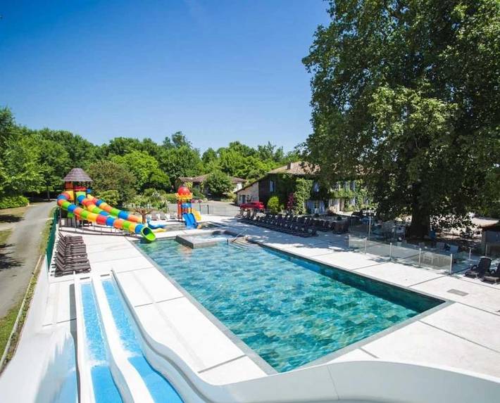 Location de vacances pour 2 personnes, avec Terrasse et Piscine à Martres-Tolosane - 2