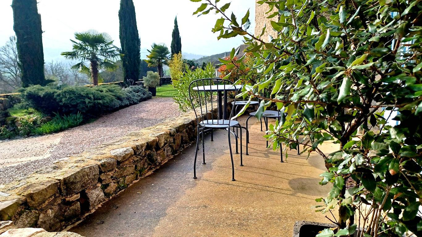 La Maison d'Emile chambre d’hôtes de charme - La Chambre du Levant in La Fouillade, Aveyron