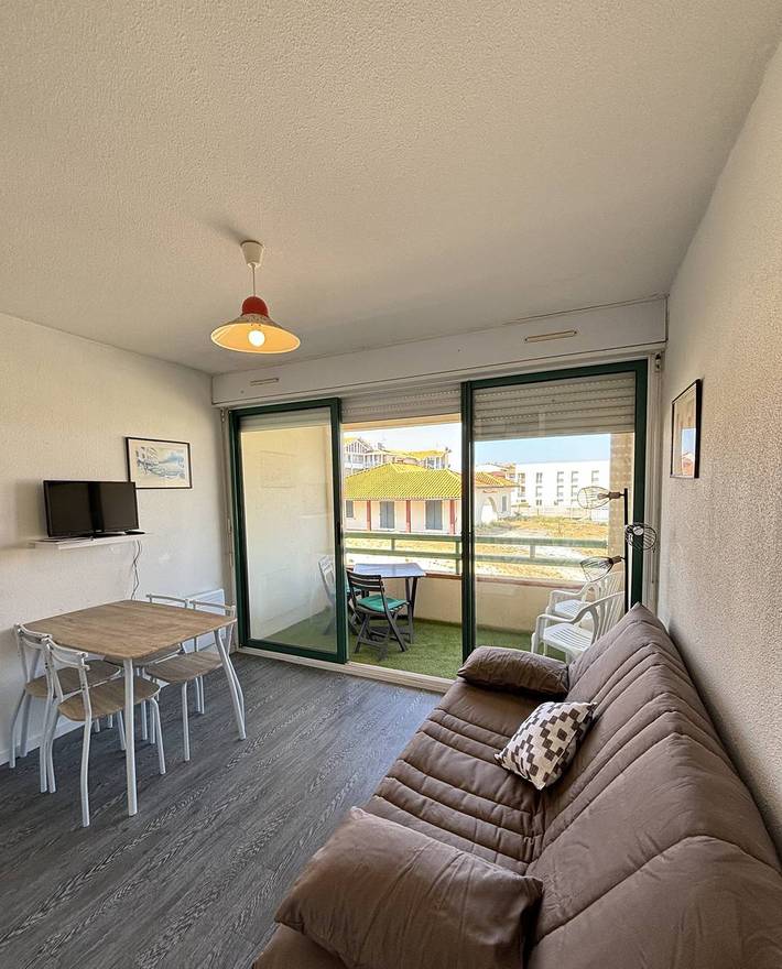 Appartement de vacances entier, Appartement au pied de la Plage Corniche, avec vue latérale sur l'océan de Mimizan in Mimizan Plage, Mimizan