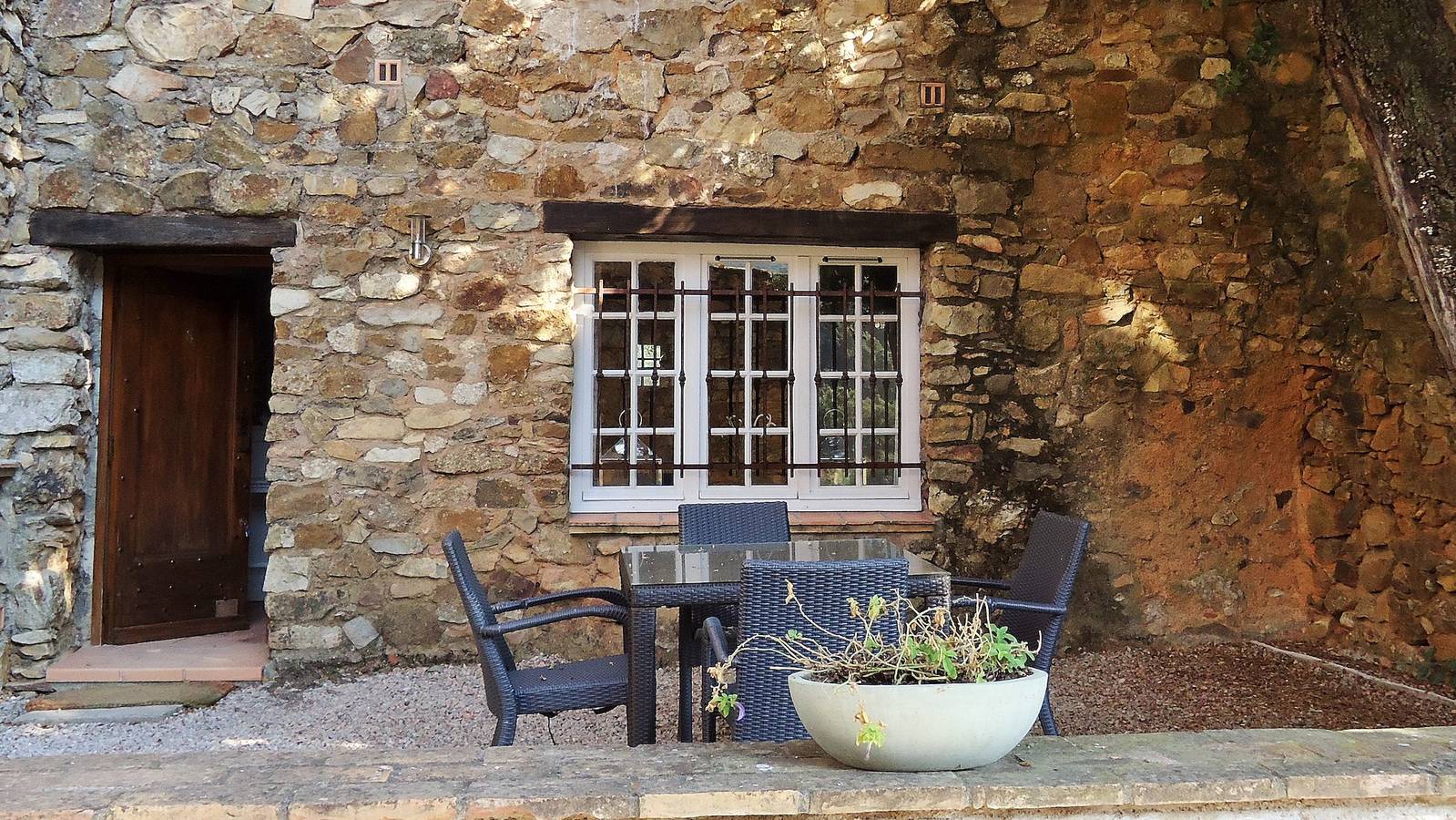 Studio entier, Hameau des Claudins studio Gassine #8 in Le Plan-de-la-Tour, Côte méditerranéenne (France)
