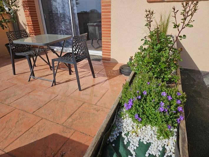 Location de vacances pour 2 personnes, avec jardin et piscine à Fronton - 3