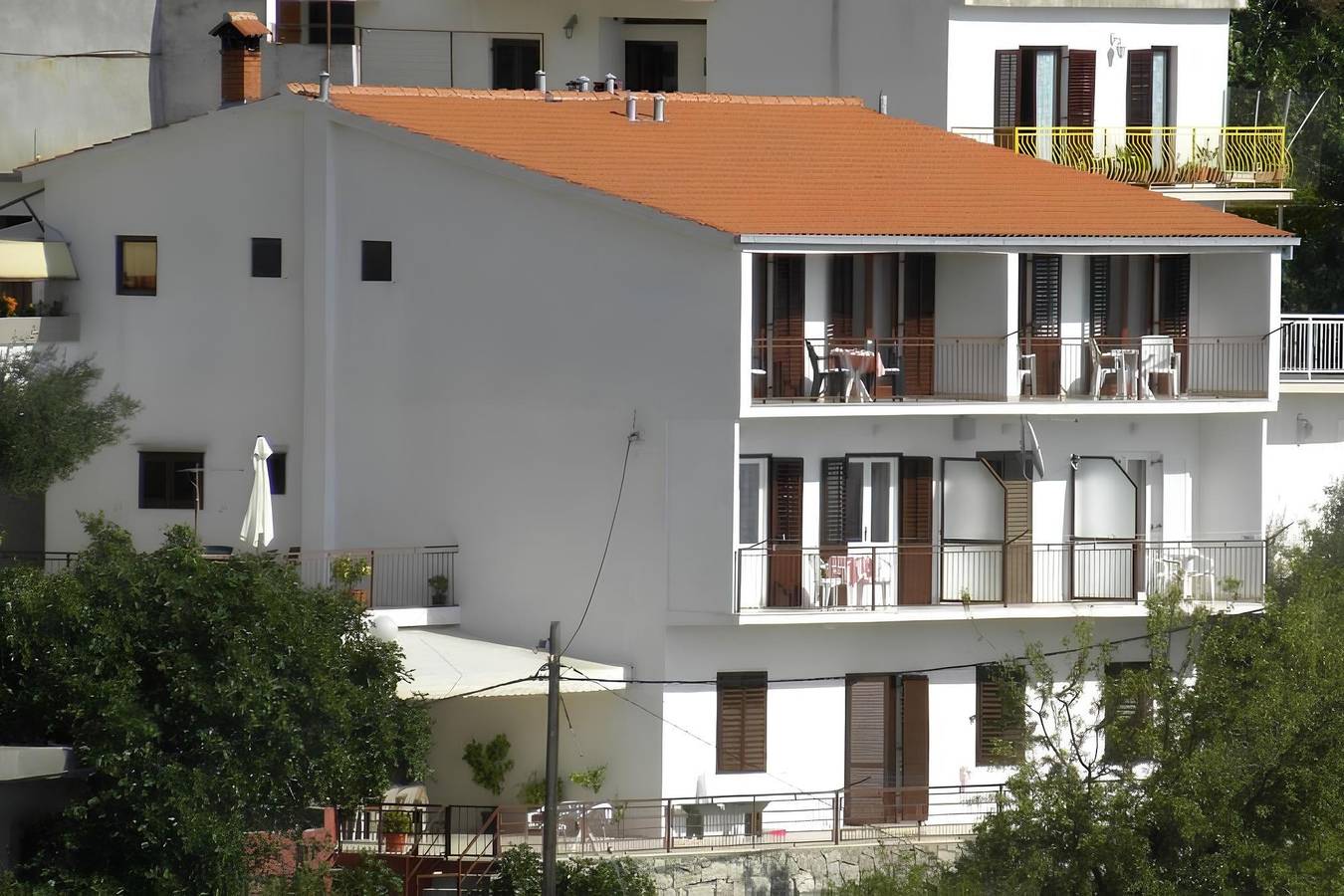 Ganze Wohnung, 1-Zimmer-Ferienwohnung mit Terrasse und Meerblick Mimice, Omis A-25938-a in Mimice, Omis-Riviera