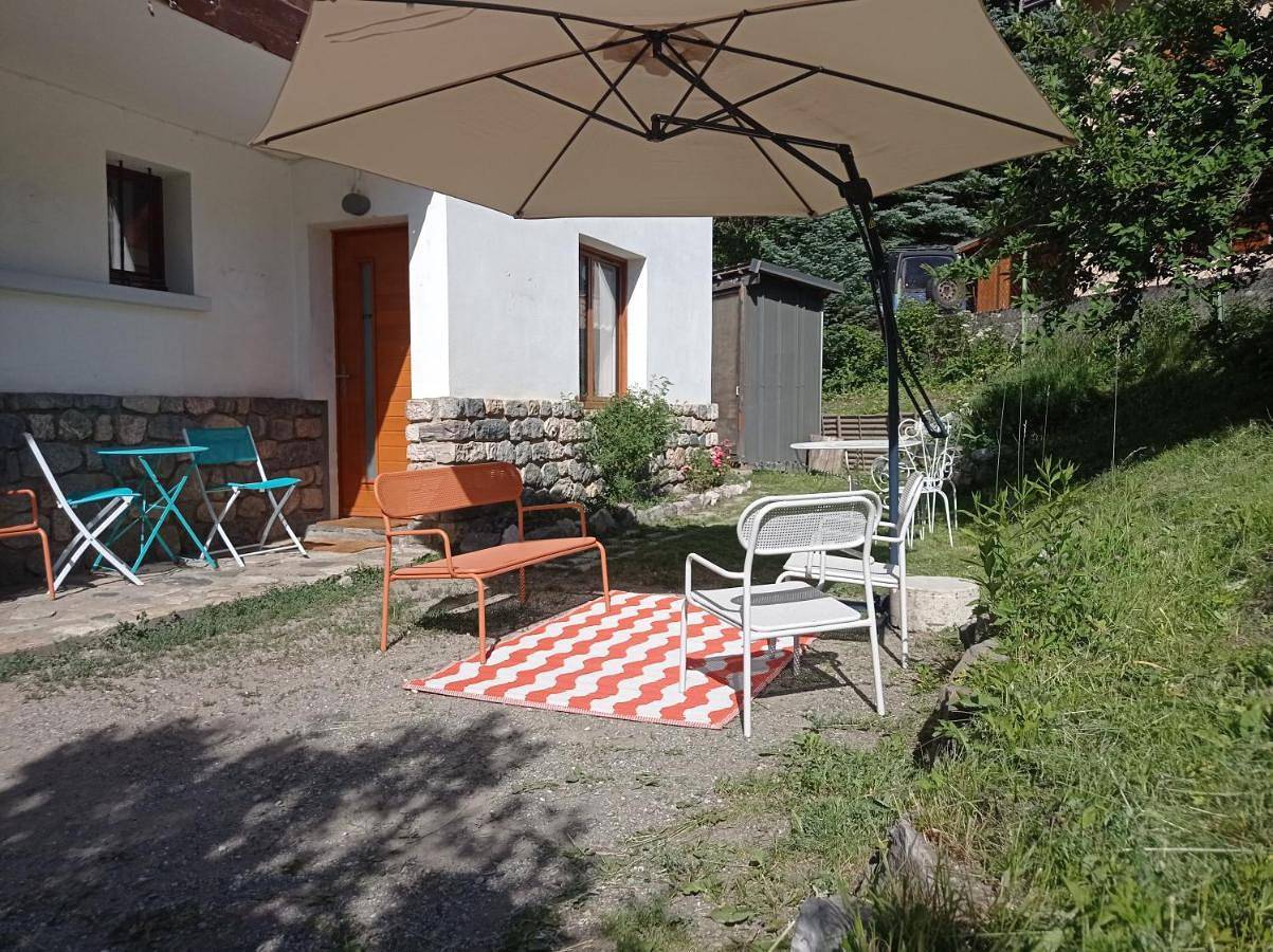 Appartement entier, Ski - 1 Chambre - Jardin, parking, local vélo in Villar-Saint-Pancrace, Parc national des Écrins