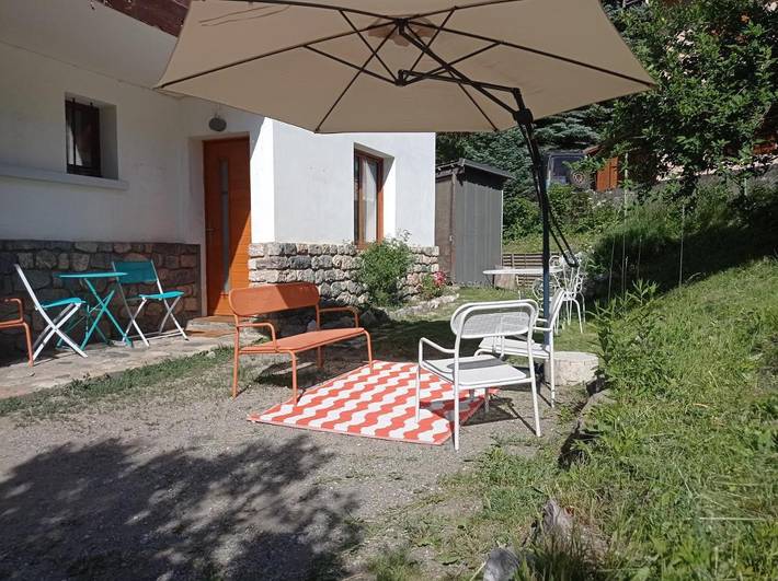 Appartement de vacances pour 2 personnes, avec Terrasse ainsi que Jardin et Vue