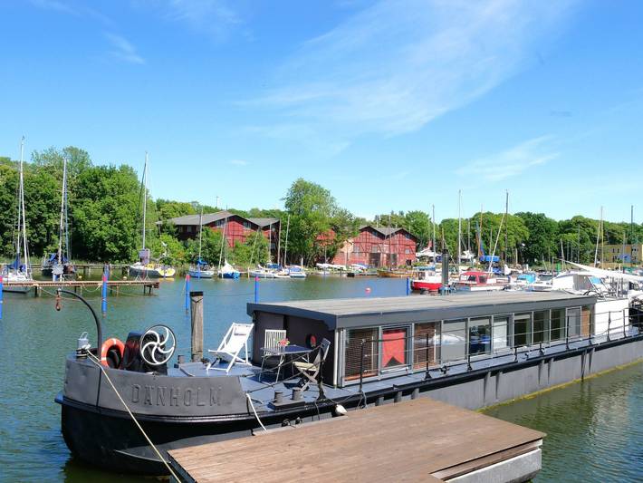 Boot für 2 Personen, mit Ausblick und Terrasse sowie Seeblick an der Ostsee