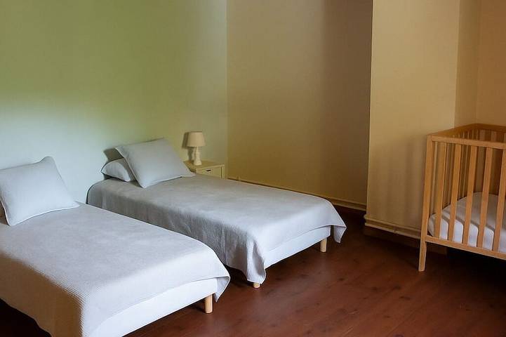 Location de vacances pour 8 personnes, avec jardin à Niaux - 3