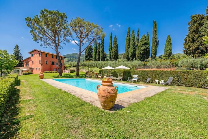 Ferienwohnung für 5 Personen, mit Pool und Terrasse sowie Kinderpool - 1